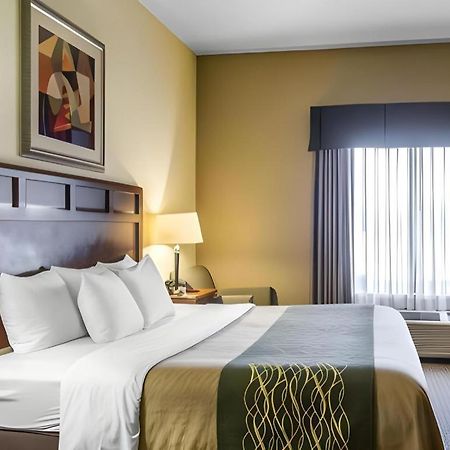 Comfort Inn & Suites Madisonville Εξωτερικό φωτογραφία