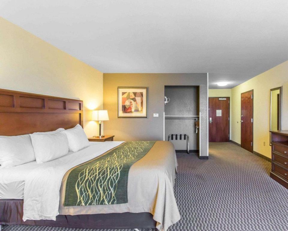 Comfort Inn & Suites Madisonville Εξωτερικό φωτογραφία