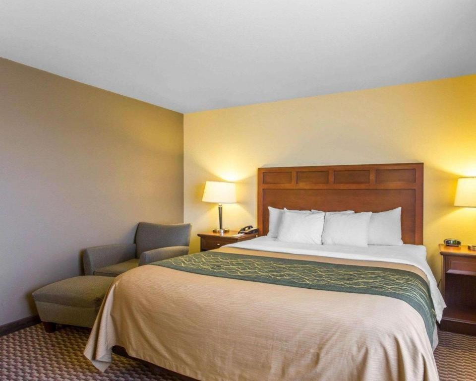Comfort Inn & Suites Madisonville Εξωτερικό φωτογραφία