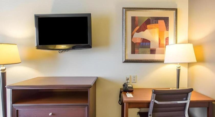 Comfort Inn & Suites Madisonville Εξωτερικό φωτογραφία