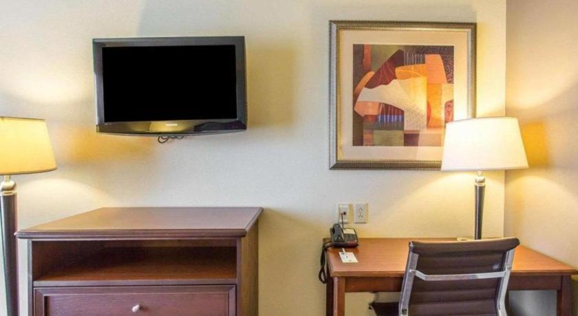 Comfort Inn & Suites Madisonville Εξωτερικό φωτογραφία