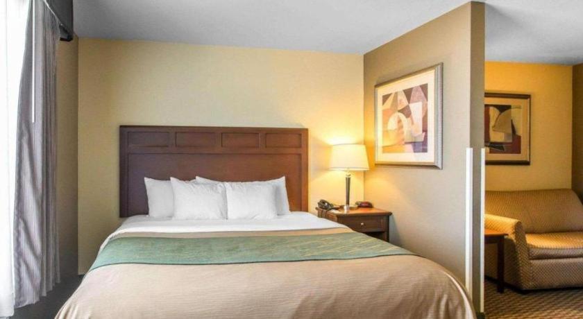 Comfort Inn & Suites Madisonville Εξωτερικό φωτογραφία